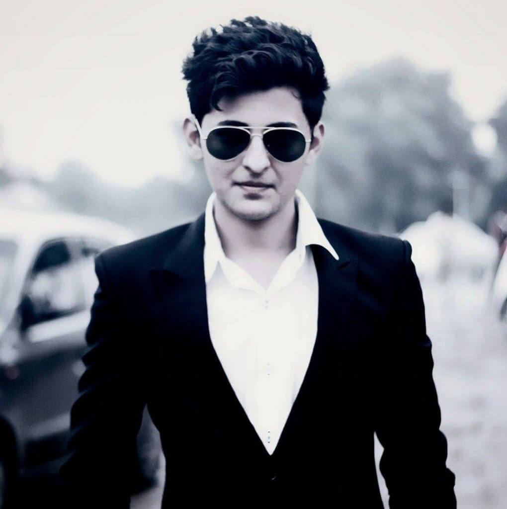 Stylish Cool Boys Profile DPs For Facebook & Whatsapp NapsterBlaze Stylish Cool Boys Profile DPs For Facebook & Whatsapp NapsterBlaze