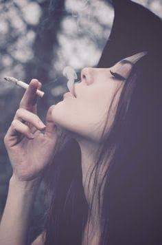 smoking-girl-stylish-dp